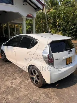 Toyota Aqua 2014
