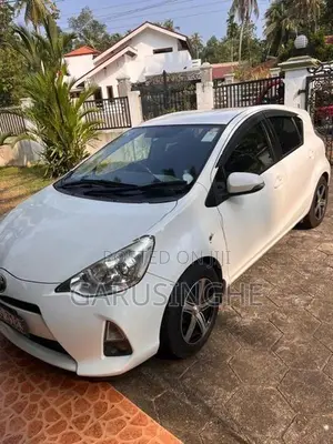 Toyota Aqua 2014