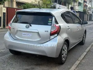 Toyota Aqua S Grade 2014