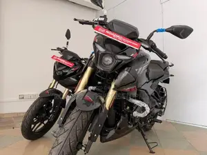 Bajaj Pulsar N160 Premium 2026