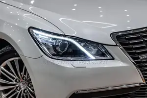 Toyota Crown Royal Saloon 2020
