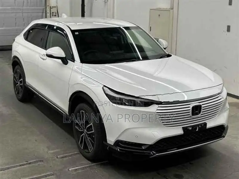 Honda Vezel RV5 – X - Pearl 2024