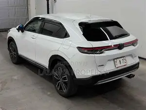 Honda Vezel RV5 – X - Pearl 2024