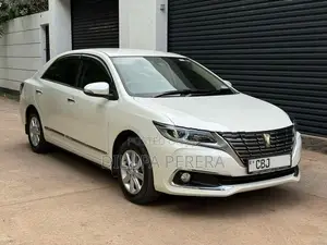 Toyota Premio G Superior 2019