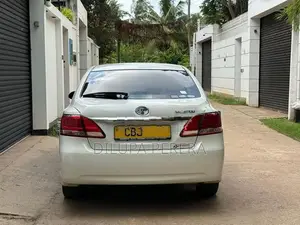 Toyota Premio G Superior 2019