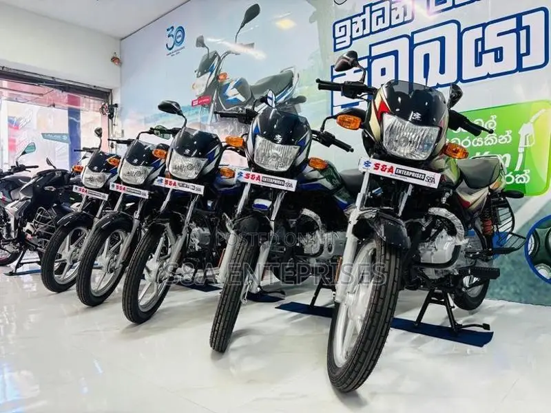 Bajaj CT100 es new 2026