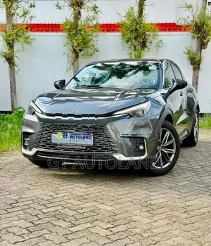 Lexus LBX Relax 2025