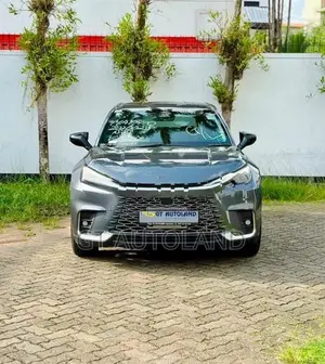 Lexus LBX Relax 2025