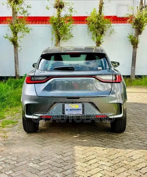 Lexus LBX Relax 2025