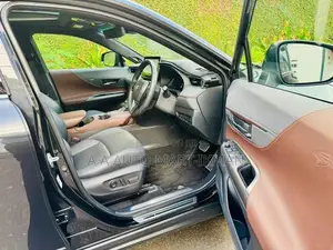 Toyota Harrier 2025