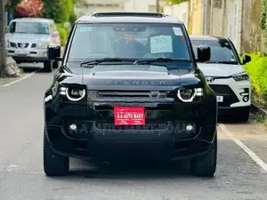 Land Rover Defender 110 P300e HYBRID 2026