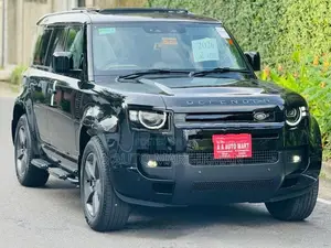 Land Rover Defender 110 P300e HYBRID 2026