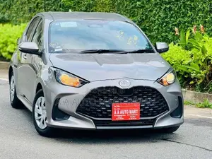 Toyota Yaris X Grade 2025