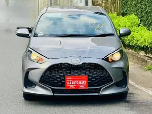 Toyota Yaris X Grade 2025