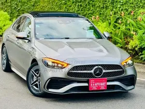 Mercedes Benz C200 AMG LINE PREMIUM 2023