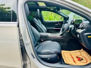 Mercedes Benz C200 AMG LINE PREMIUM 2023