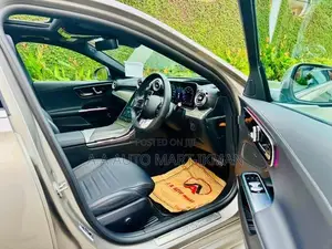 Mercedes Benz C200 AMG LINE PREMIUM 2023