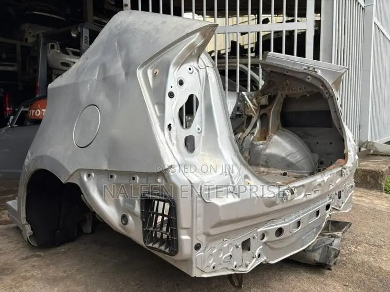 Toyota Prius 30 Back Cut