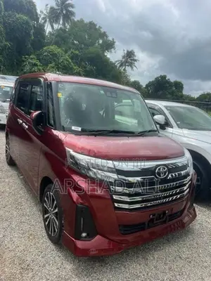 Toyota Roomy GT Turbo 2023
