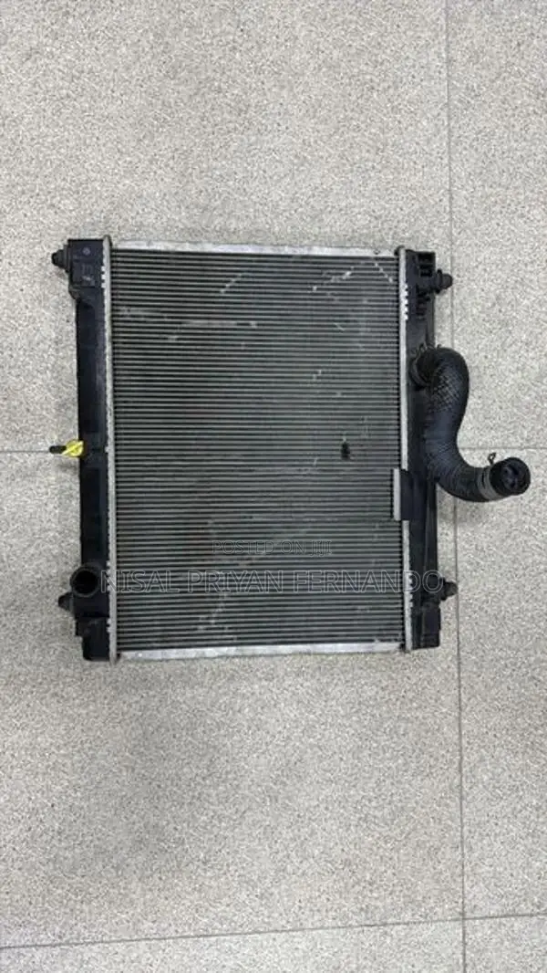 Toyota Vitz KSP90 Radiator