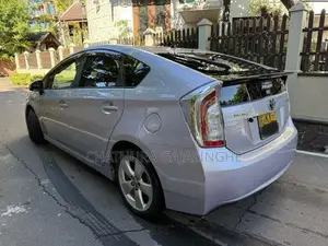 Toyota Prius 2012