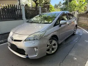 Toyota Prius 2012