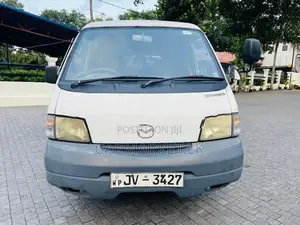 Mazda Bongo Lion Face 1999