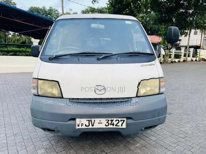 Mazda Bongo Lion Face 1999