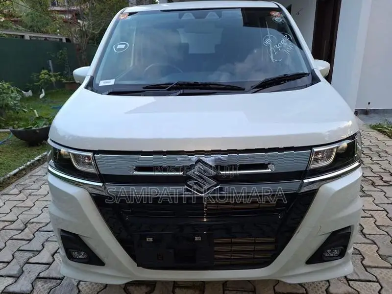 Suzuki Wagon R Custom Z 2025