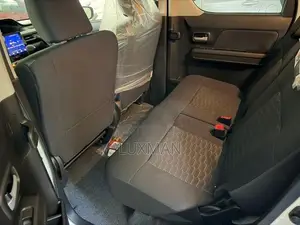 Suzuki Wagon R Custom Zx 2026