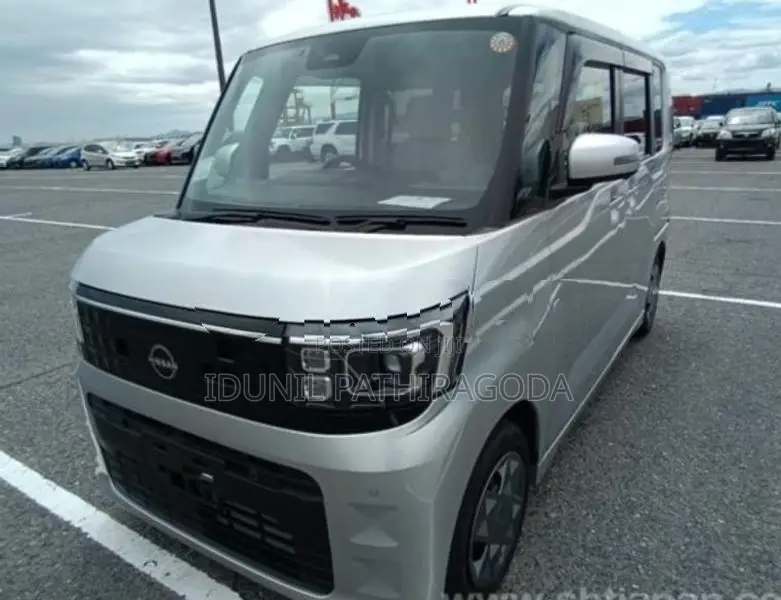 Nissan Roox 2025
