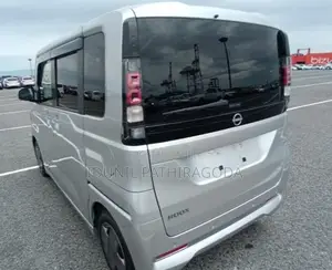 Nissan Roox 2025