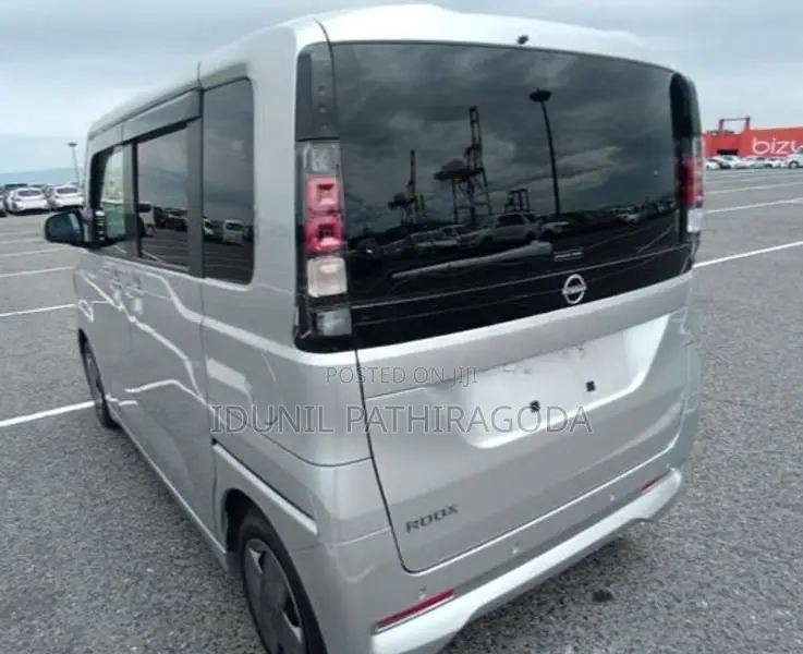 Nissan Roox 2025