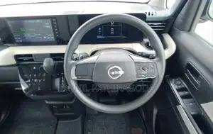 Nissan Roox 2025