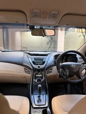 Hyundai Elantra GLS 2012