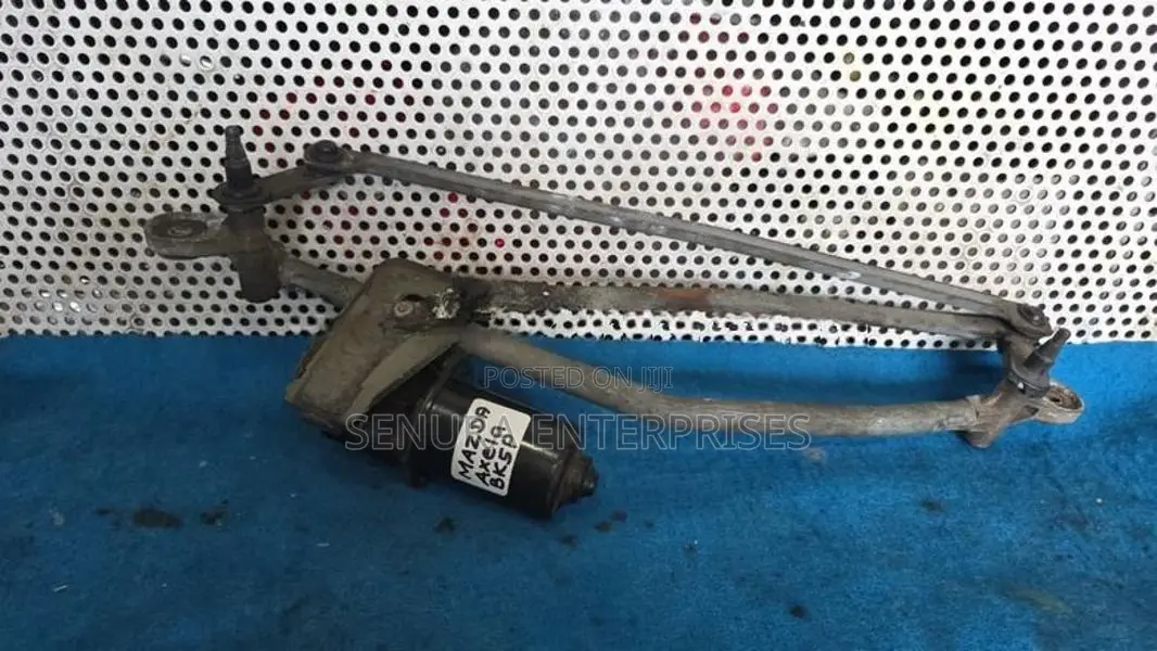 Mazda Axela BK5P Windshield Wiper Motor