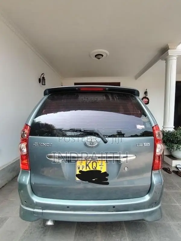 Toyota Avanza 2011