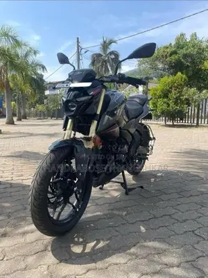 Bajaj Pulsar N160 Premium 2025