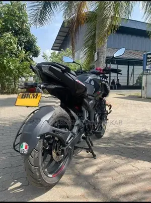 Bajaj Pulsar N160 Premium 2025