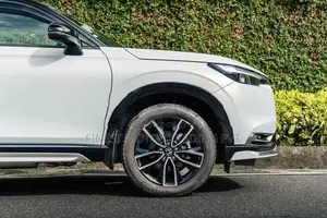 Honda Vezel Z-Play MOON-ROOF 2026