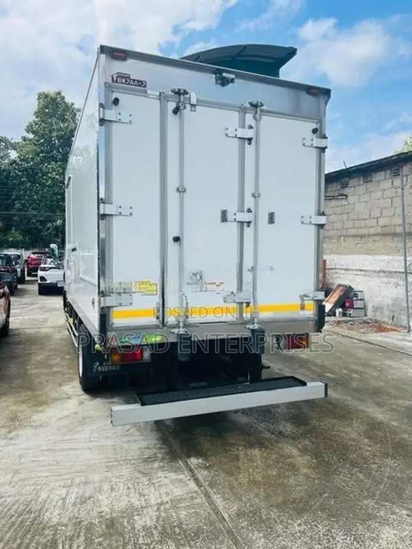 Isuzu Elf 14.5 2017
