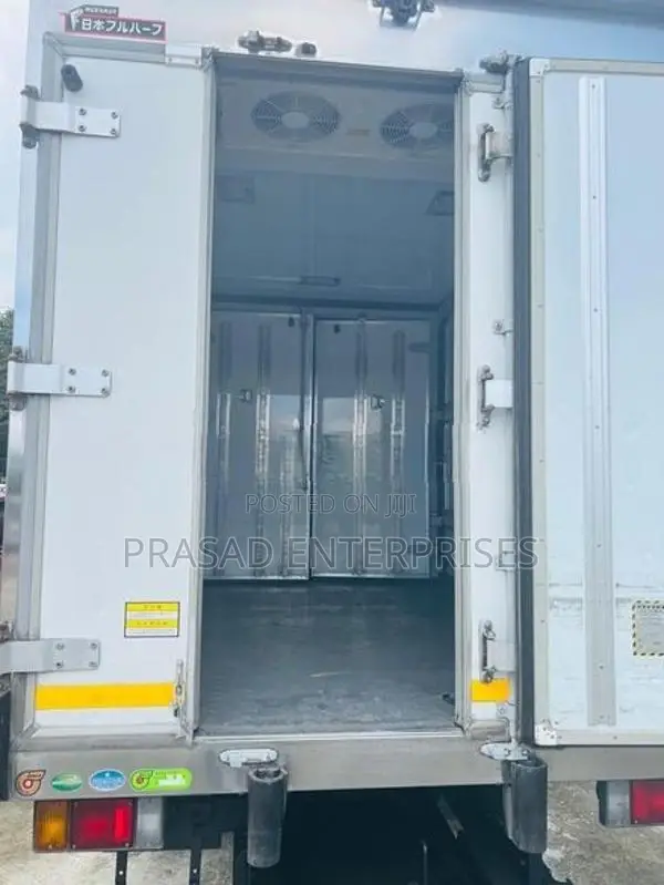 Isuzu Elf 14.5 2017