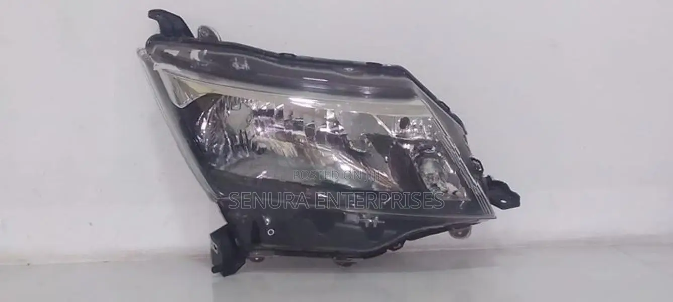 Toyota Roomy M900 Head Light Rh
