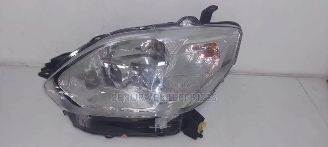 Toyota Passo M700 Head Light Lh