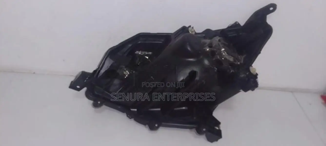 Toyota Roomy M900 Head Light Rh