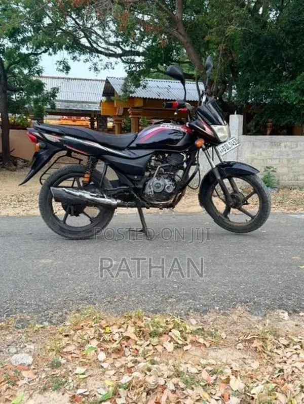 Bajaj Platina 100 2016