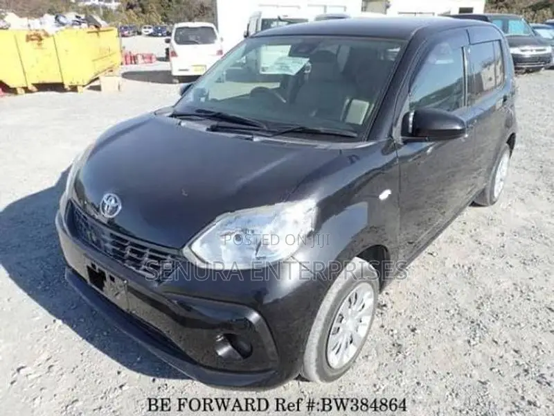 Toyota Passo M700 Head Light Lh