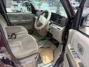 Daihatsu Attrai 2015