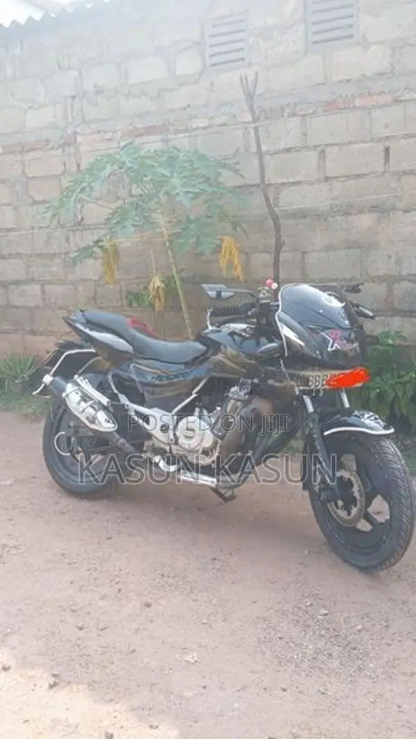 Bajaj Pulsar 150 2014