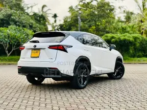 Lexus NX300H 2015